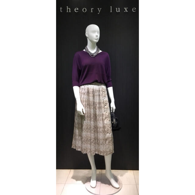 Theory luxe(セオリーリュクス)のTheory luxe 19aw チェック柄ミモレ丈スカート レディースのスカート(ひざ丈スカート)の商品写真