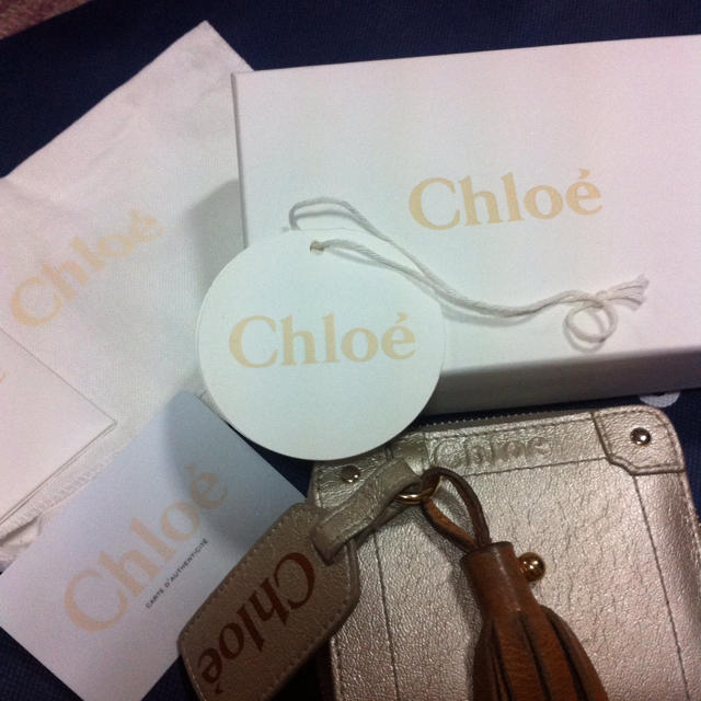 Chloe(クロエ)のChloe 二つ折り財布(送料込み) レディースのファッション小物(財布)の商品写真