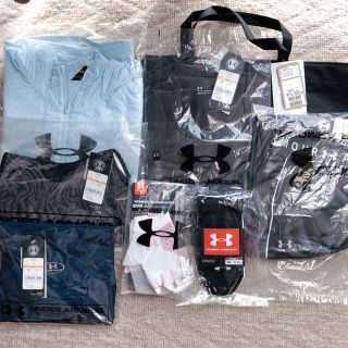 アンダーアーマー(UNDER ARMOUR)の☆みかんさま専用☆ アンダーアーマー  2021 福袋　レディース(トレーニング用品)