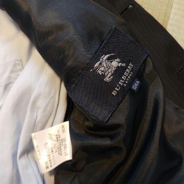 BURBERRY(バーバリー)のバーバリー　スーツ　120 キッズ/ベビー/マタニティのキッズ服男の子用(90cm~)(ドレス/フォーマル)の商品写真