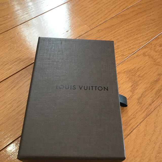 LOUIS VUITTON(ルイヴィトン)のLOUIS VUITTON  キーケース　BOX インテリア/住まい/日用品のオフィス用品(ラッピング/包装)の商品写真