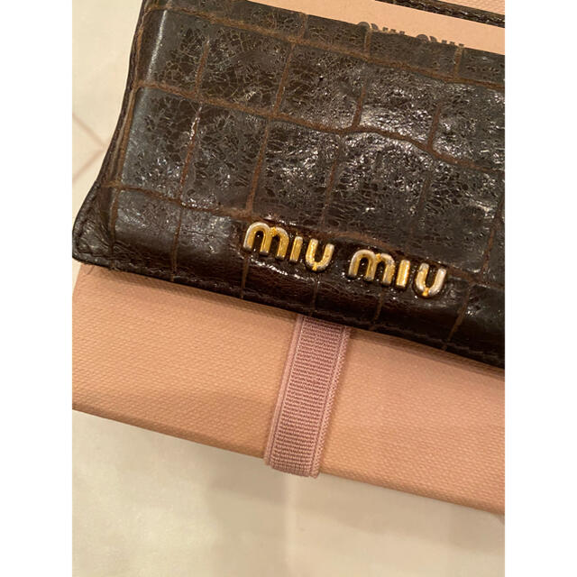 miumiu(ミュウミュウ)のmiu miu カードケース レディースのファッション小物(名刺入れ/定期入れ)の商品写真