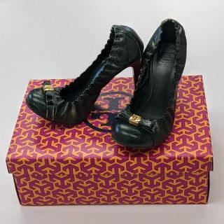 トリーバーチ(Tory Burch)のTORY BURCH レディースパンプス　23.5cm(ハイヒール/パンプス)