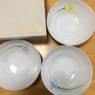 コウランシャ(香蘭社)の新品　未使用　香蘭社　カラーリリー　三つ組み鉢(食器)