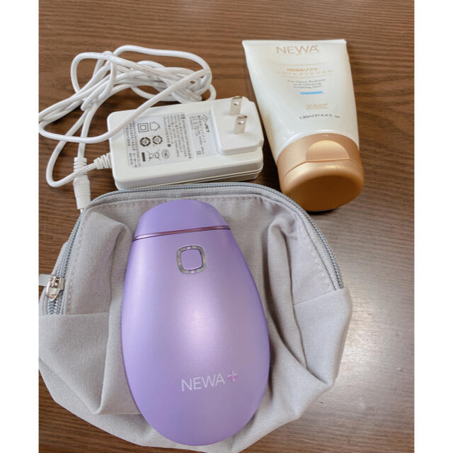 NEWAリフトプラス　 スマホ/家電/カメラの美容/健康(フェイスケア/美顔器)の商品写真