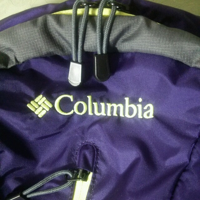 Columbia(コロンビア)のコロンビア リュック 着払い願います レディースのバッグ(リュック/バックパック)の商品写真