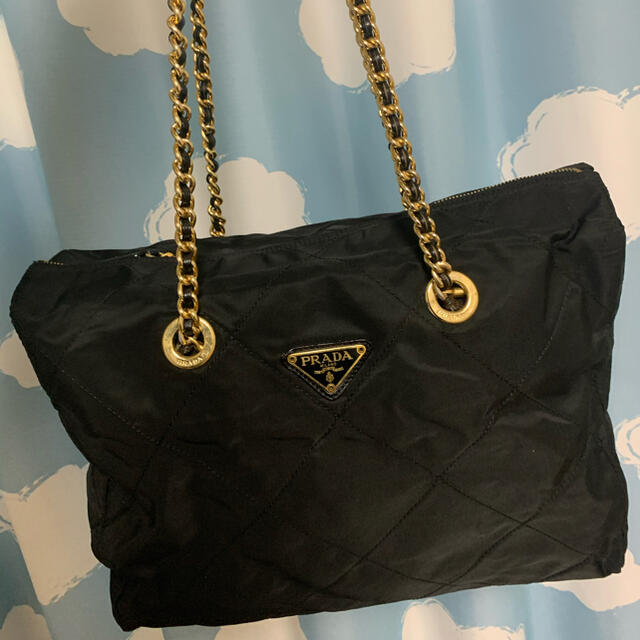 PRADA チェーンbag