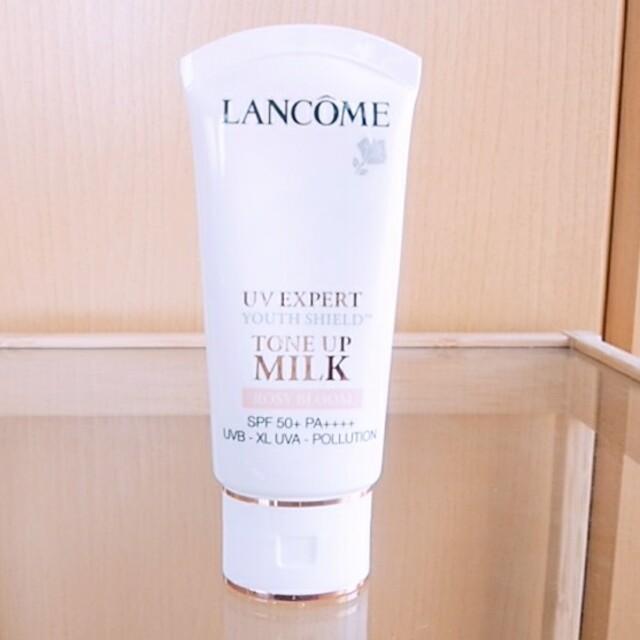 LANCOME(ランコム)のランコム　UVエクスペールトーンアップローズ　30ml コスメ/美容のベースメイク/化粧品(化粧下地)の商品写真