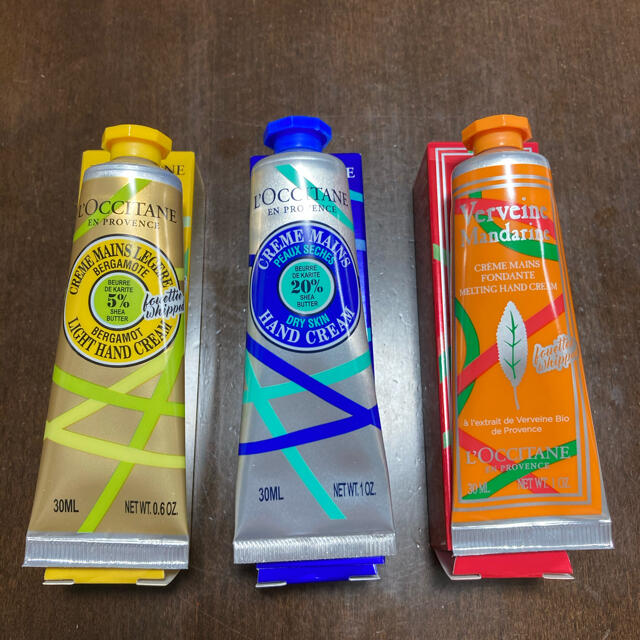 L'OCCITANE(ロクシタン)のロクシタン  ホリデーハンドトリオ コスメ/美容のボディケア(ハンドクリーム)の商品写真