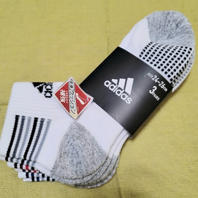 adidas(アディダス)の◆新品 adidas　アディダス　メンズ　ショートソックス　白　3P メンズのレッグウェア(ソックス)の商品写真