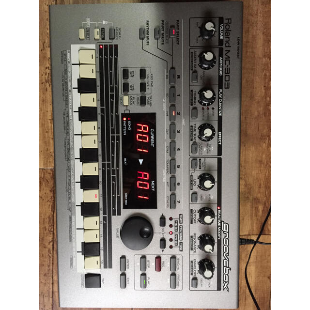 roland mc-303 美品 グルーヴボックス 作曲-