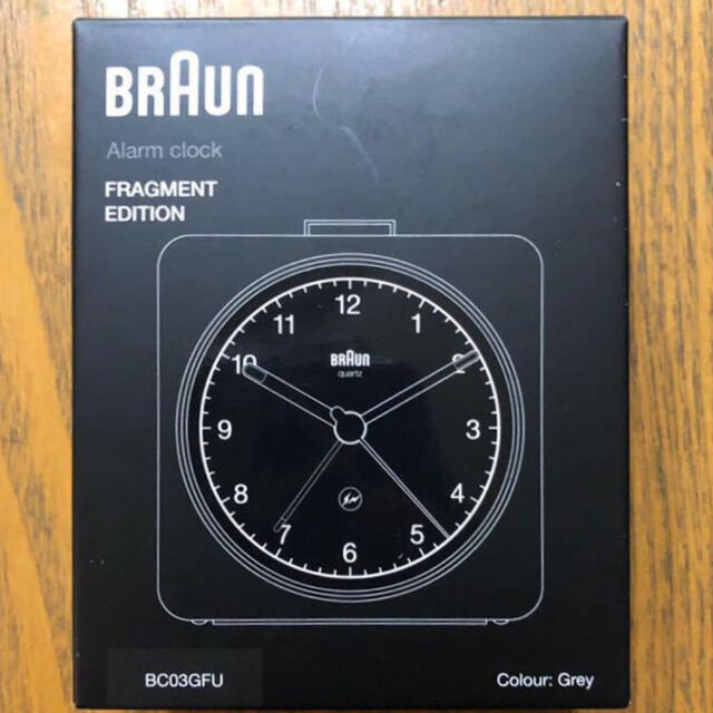 FRAGMENT(フラグメント)の【完売品】BRAUN × FRAGMENT BC03GFU  グレー　時計 インテリア/住まい/日用品のインテリア小物(置時計)の商品写真