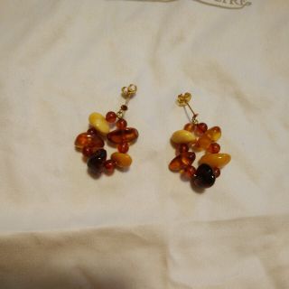 値下げ　天然琥珀　18kピアス(ピアス)