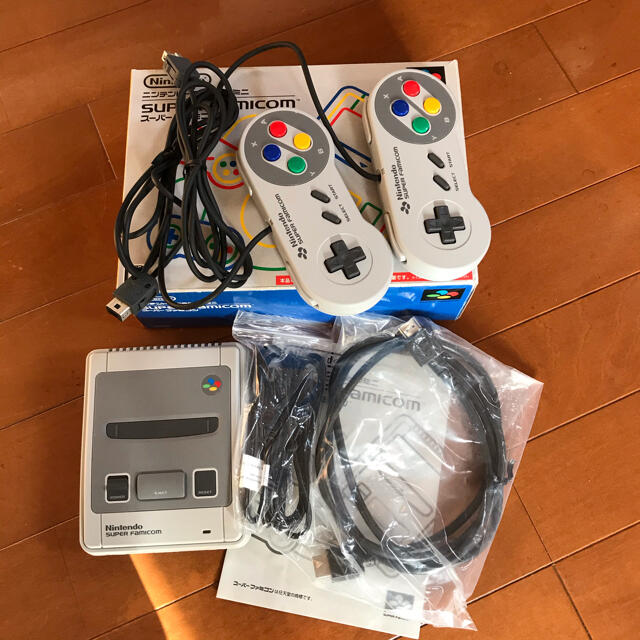 スーパーファミコンミニ家庭用ゲーム機本体