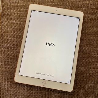 アップル(Apple)のiPad 第6世代　128GB Wi-Fiモデル　Apple (タブレット)