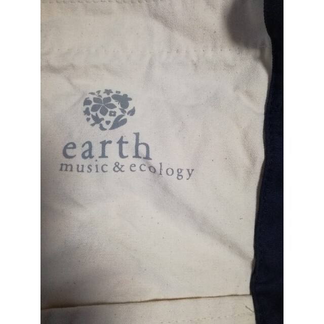 earth music & ecology(アースミュージックアンドエコロジー)のearth music&ecology　ロゴ布バック    福袋より レディースのバッグ(その他)の商品写真