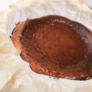 バスク風チーズケーキ15センチ(菓子/デザート)