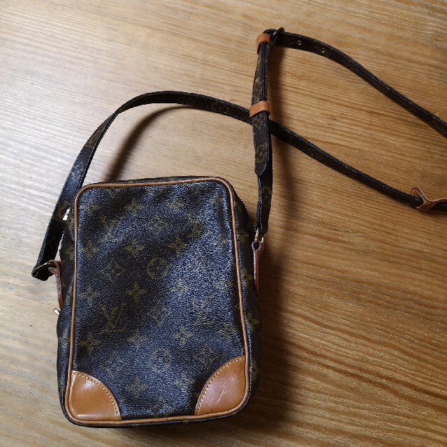 通販卸問屋 ルイヴィトン　LOUIS VUITTON　アマゾン　ショルダーバッグ