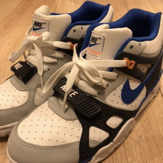 NIKE(ナイキ)のNIKE AIR TRAINER 3エアトレーナー3 オーバーン メンズの靴/シューズ(スニーカー)の商品写真