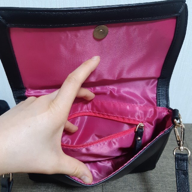 Victoria's Secret(ヴィクトリアズシークレット)のヴィクトリア　ショルダーバッグ レディースのバッグ(ショルダーバッグ)の商品写真