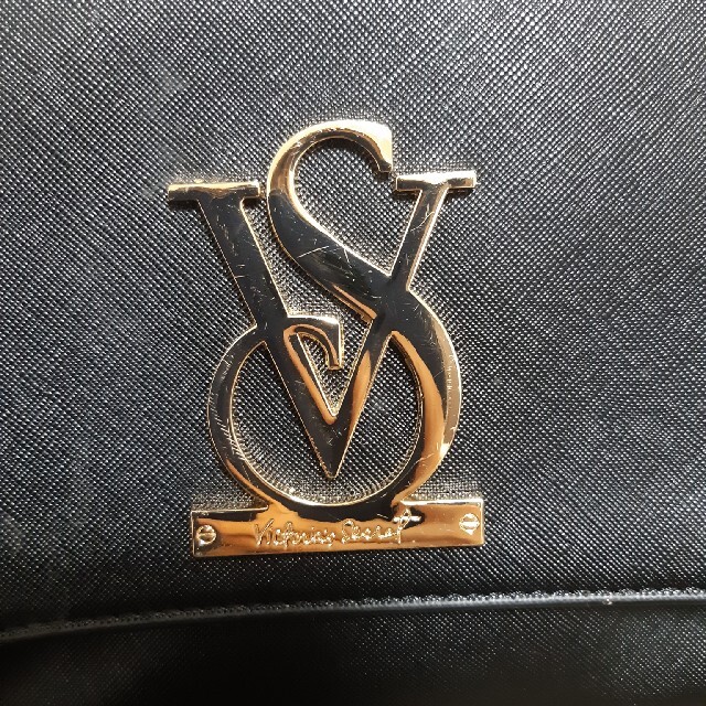 Victoria's Secret(ヴィクトリアズシークレット)のヴィクトリア　ショルダーバッグ レディースのバッグ(ショルダーバッグ)の商品写真