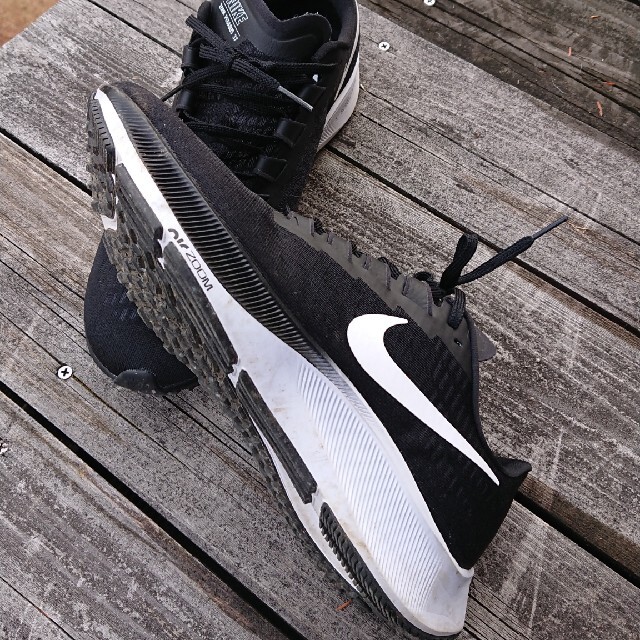 NIKE(ナイキ)のナイキ  メンズの靴/シューズ(スニーカー)の商品写真