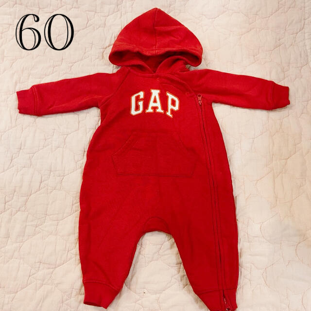 babyGAP(ベビーギャップ)のGAP フード付きカバーオール　赤 キッズ/ベビー/マタニティのベビー服(~85cm)(ロンパース)の商品写真