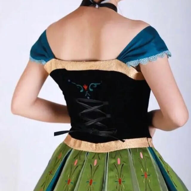 Disney(ディズニー)の【セール】アナ雪　戴冠式ドレス エンタメ/ホビーのコスプレ(衣装)の商品写真
