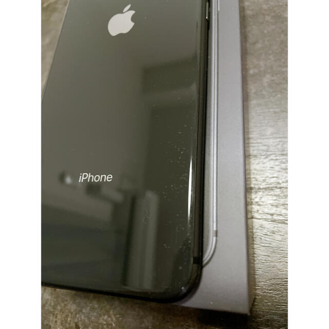 iPhone(アイフォーン)の最終値下げ　iPhone8 plus 64GB スペースグレイ　SIMフリー スマホ/家電/カメラのスマートフォン/携帯電話(スマートフォン本体)の商品写真