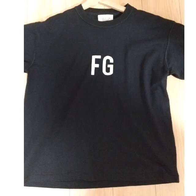 FEAR OF GOD(フィアオブゴッド)の最終値下げ fearofgod fgロゴt メンズのトップス(Tシャツ/カットソー(半袖/袖なし))の商品写真