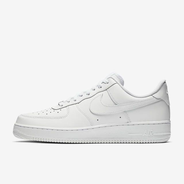 NIKE ナイキ air force 1 エアフォース1 '07 メンズの靴/シューズ(スニーカー)の商品写真