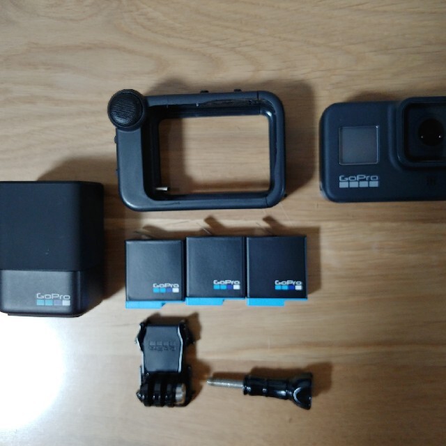 GoPro(ゴープロ)の【SUM200様専用】GoPro hero8 スマホ/家電/カメラのカメラ(ビデオカメラ)の商品写真