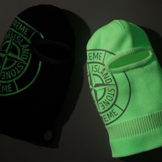 ストーンアイランド(STONE ISLAND)のSupreme Stone Island Glow Knit Balaclava(キャップ)