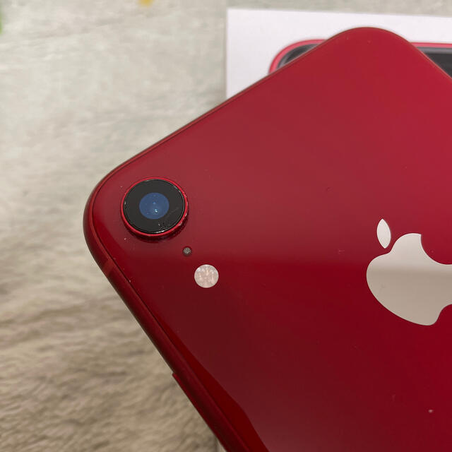 iPhone(アイフォーン)のiPhonexr 128GB RED スマホ/家電/カメラのスマートフォン/携帯電話(スマートフォン本体)の商品写真