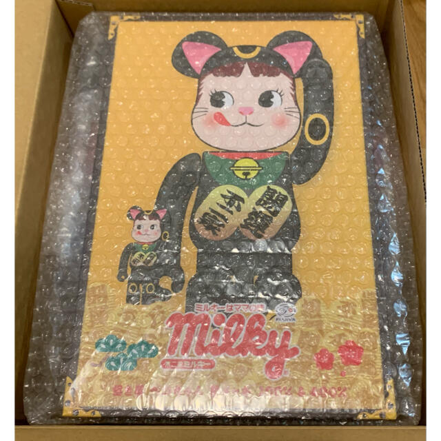 エンタメ/ホビーBE@RBRICK 招き猫 ペコちゃん 黒メッキ 100％ ＆ 400％