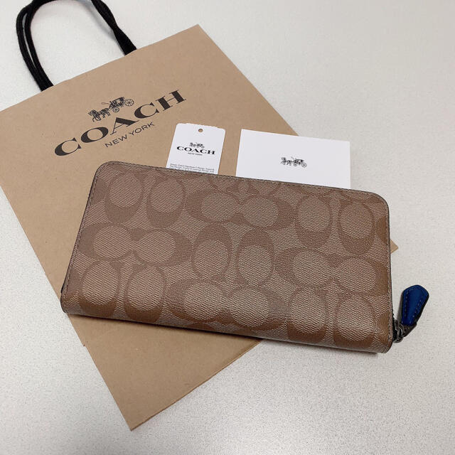 COACH(コーチ)の新品　最新モデル　COACH  長財布　人気　カーキ×オレンジ メンズのファッション小物(長財布)の商品写真