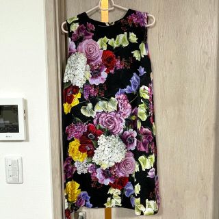 ドルチェアンドガッバーナ(DOLCE&GABBANA)のワンピース(ひざ丈ワンピース)