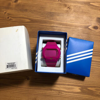 アディダス(adidas)のアディダス　腕時計　ピンク(腕時計)
