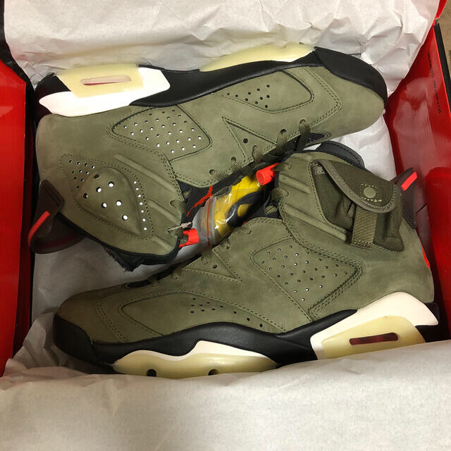 NIKE(ナイキ)のNIKE AIR JORDAN 6 RETRO SP Travis Scott メンズの靴/シューズ(スニーカー)の商品写真