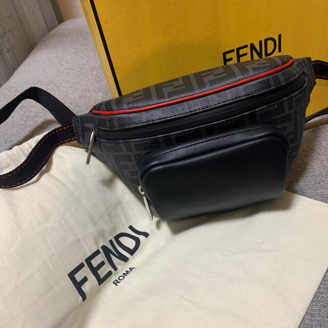 1着でも送料無料 ハッピーfendi ベルトバッグ 新品未使用 ボディー
