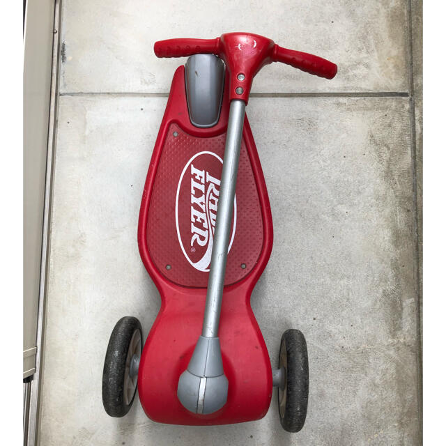 RADIO FLYER ラジオフライヤー アメリカ製 キックボード 三輪 レア キッズ/ベビー/マタニティの外出/移動用品(三輪車)の商品写真