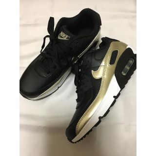 ナイキ(NIKE)のエアマックス90 ブラック/ゴールド(スニーカー)