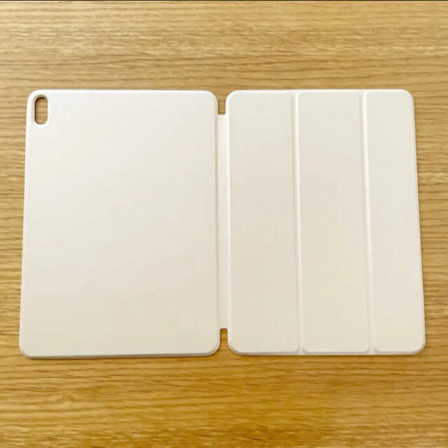 iPad(アイパッド)のiPad pro 11 2018 クリアケース　マグネットケース（ゴールド） スマホ/家電/カメラのスマホアクセサリー(iPadケース)の商品写真