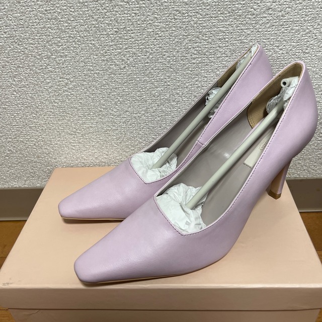 eimy istoire(エイミーイストワール)のスリムスクエアトゥカラーパンプス レディースの靴/シューズ(ハイヒール/パンプス)の商品写真