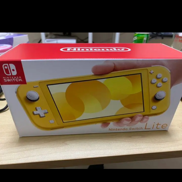 Nintendo Switch - ピヨピヨ　Nintendo ニンテンドースイッチ lite イエロー