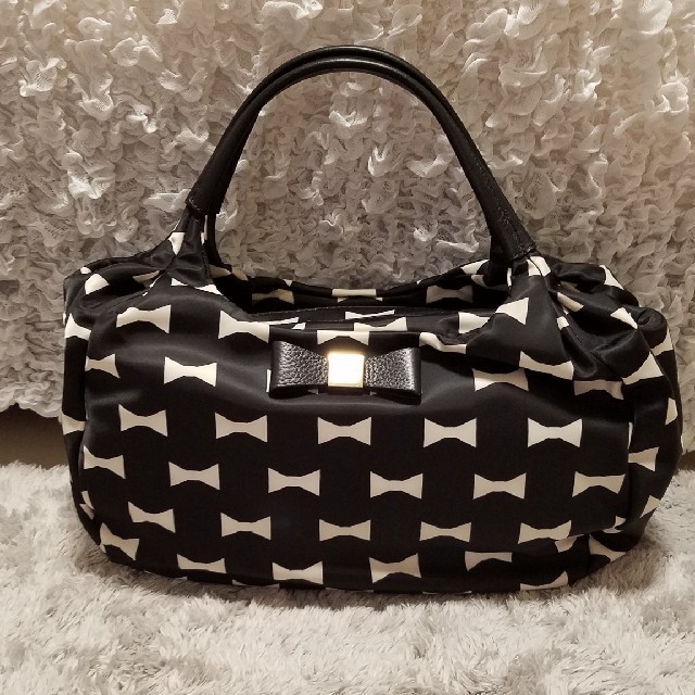 美品　kate spade　ケイトスペードニューヨーク　リボン柄　ハンドバッグ