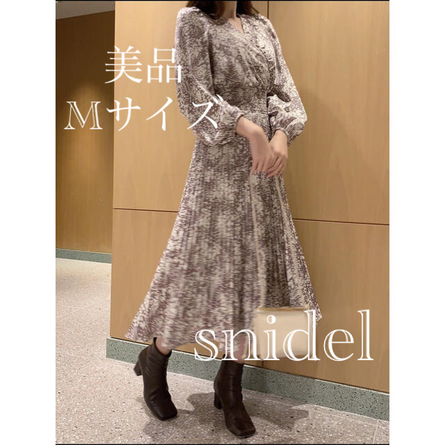 snidel 2wayサテンジャガードワンピース