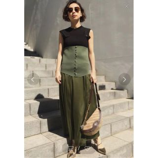 アメリヴィンテージ(Ameri VINTAGE)のAMERI 新品 MEDI NARROW LINE SKIRT(ロングスカート)