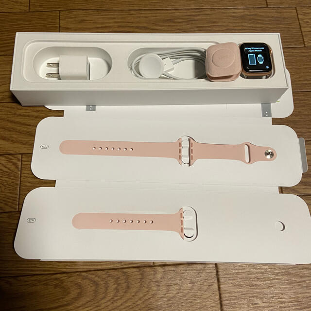 Apple Watch(アップルウォッチ)のApplewatch 5  メンズの時計(腕時計(デジタル))の商品写真