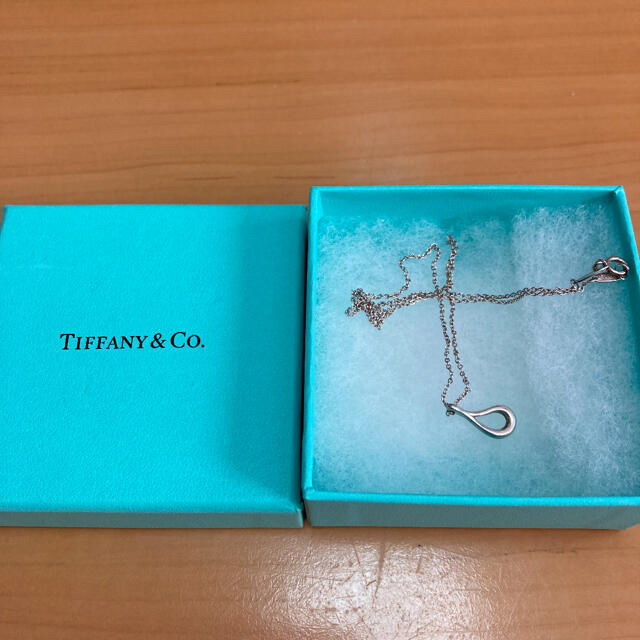 Tiffany & Co.(ティファニー)の最終値下げ❣️ティファニー　シルバーネックレス（箱付き） レディースのアクセサリー(ネックレス)の商品写真